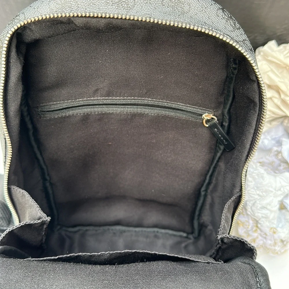 New GUESS Men’s Bag